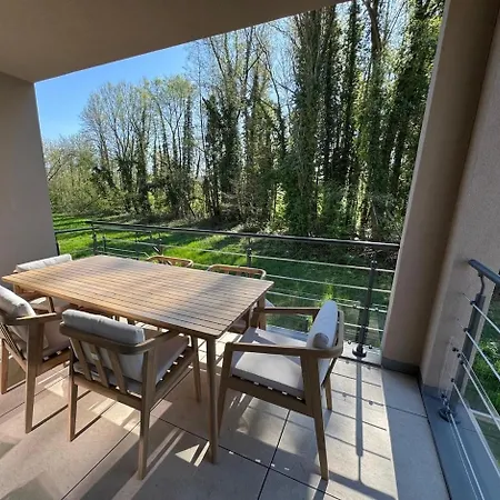 Superbe Maison Au Calme Avec Stationnement Gratuit Villa