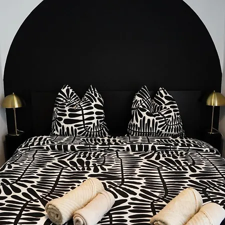 Superbe Maison Au Calme Avec Stationnement Gratuit 别墅 *