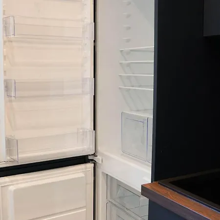 Superbe Maison Au Calme Avec Stationnement Gratuit *