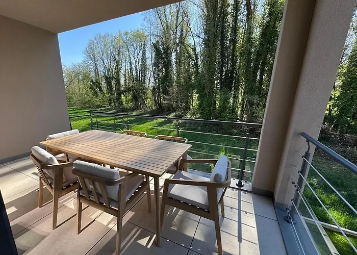 Superbe Maison Au Calme Avec Stationnement Gratuit Villa